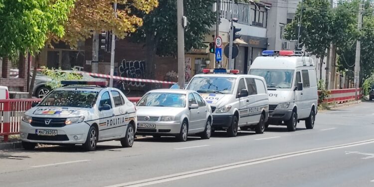 Anchetatorii verifică toate pistele în zona crimei de la cabinetul stomatologic al medicului Marina Gavril