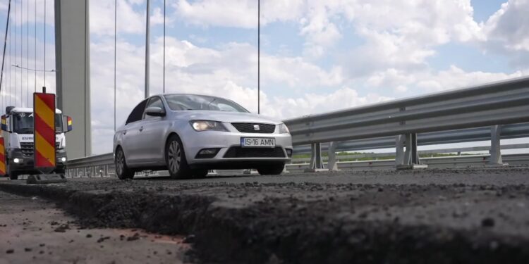 George Simion, revoltat după ce a găsit la podul peste Dunăre: „La Brăila, 3 muncesc și 7 stau pe mobil”