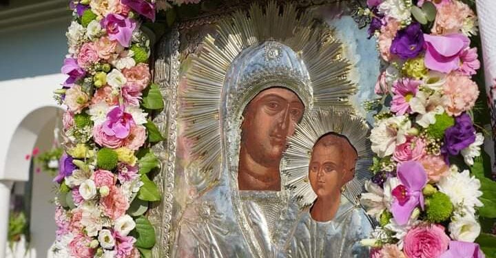 Icoana făcătoare de minuni a Maicii Domnului de la Mănăstirea Adam ajunge în această seară la Biserica ”Sf. Arhangheli Mihail și Gavril” din municipiul Brăila