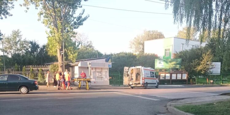 Tânără, de 19 ani, accidentată pe trecerea de pietoni