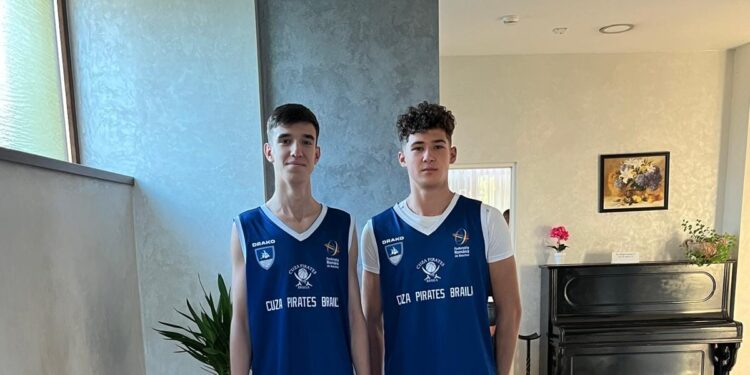 Rareș Iliescu și Teo Puiu, legitimați la Cuza Pirates Brăila, participă la Tabăra de Shooting de la Mediaș