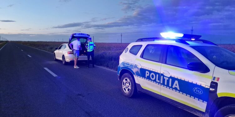 Patru șoferi au rămas fără permis de conducere. Trei certificate de înmatriculare au fost retrase