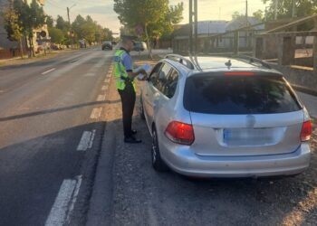 În cursul zilei de 24 septembrie, șase șoferi au rămas fără permis de conducere. În urma unei acțiuni pe DN2B, 23 de șoferi au fost sancționați pentru depășirea limitei legale de viteză