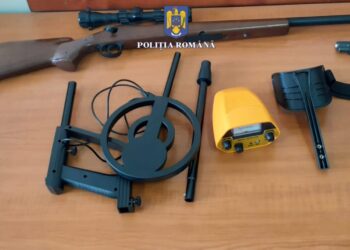 Video: Percheziții în Brăila, într-un dosar privind săvârșirea infracțiunilor de înșelăciune și fals