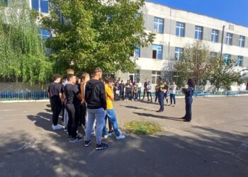 Campania “Tăcerea e tot violență. Vocea ta e soluția”