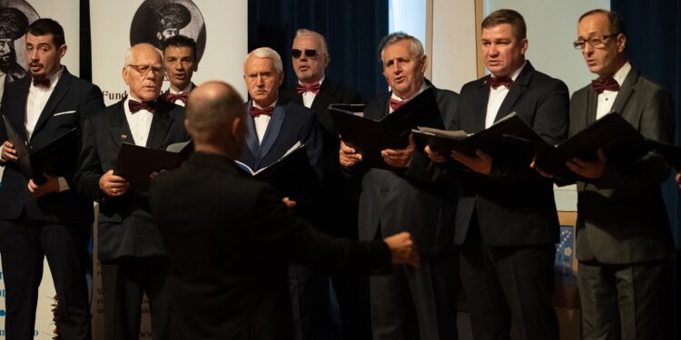 Corul Bărbătesc ARMONIA al Casei de Cultura Brăila, la Festivalul de Muzică Corală de la Sf Gheorghe