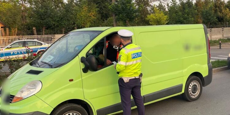 În cursul zilei de vineri, 20 septembrie, opt șoferi au rămas fără permis de conducere. Au fost scoase din trafic 5 autovehicule care puneau în pericol siguranța celorlalți participanți