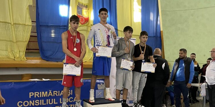 Patru medalii pentru sportivii de la CSM Brăila, la Campionatul Național de Box pentru Cadeți