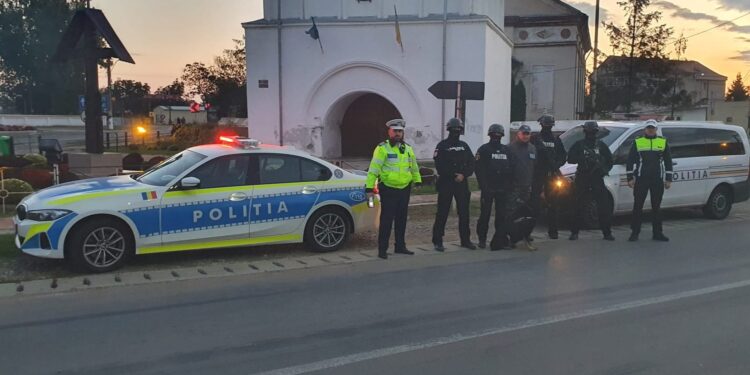 Video: Acțiune de amploare a polițiștilor în comuna Șuțești