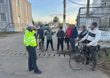 Acțiuni ale polițiștilor pentru reducerea riscului de accidente rutiere