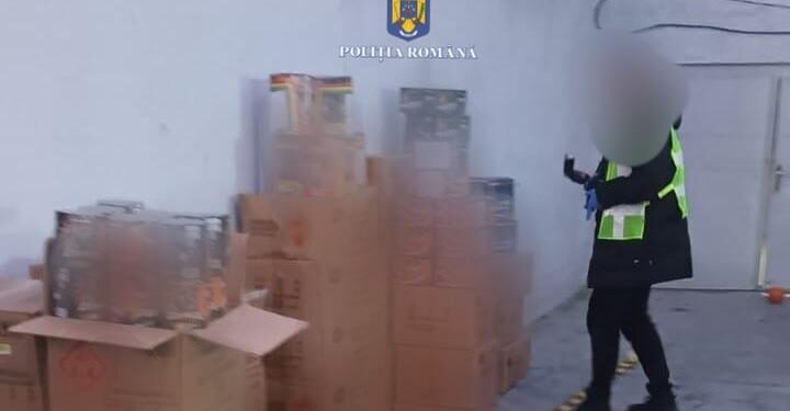 Aproximativ 6 tone de articole pirotehnice, descoperite și indisponibilizate de polițiști în urma unor percheziții în municipiul București și județele Ilfov și Brăila