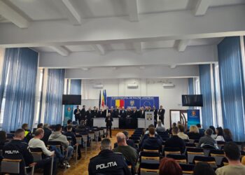 Corul Bărbătesc "Armonia" invitat la sediul IPJ Brăila pentru un concert de colinde