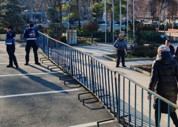 Efective de jandarmi au supravegheat de la distanță acțiune de protest de sâmbătă după amiază