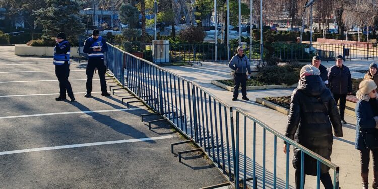 Efective de jandarmi au supravegheat de la distanță acțiune de protest de sâmbătă după amiază