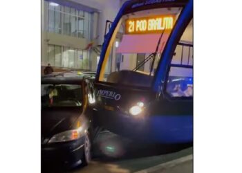 Tramvai implicat într-un accident pe Bulevardul Independenței