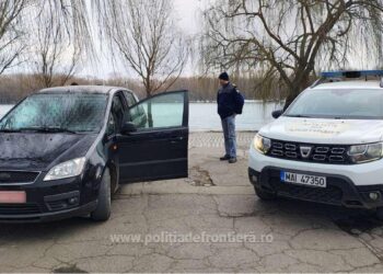 Autoturism neînmatriculat descoperit în trafic de către polițiștii de frontieră brăileni