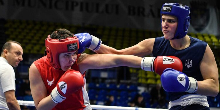 Finalele de juniori și junioare la Turneul internațional de box Dracula Open