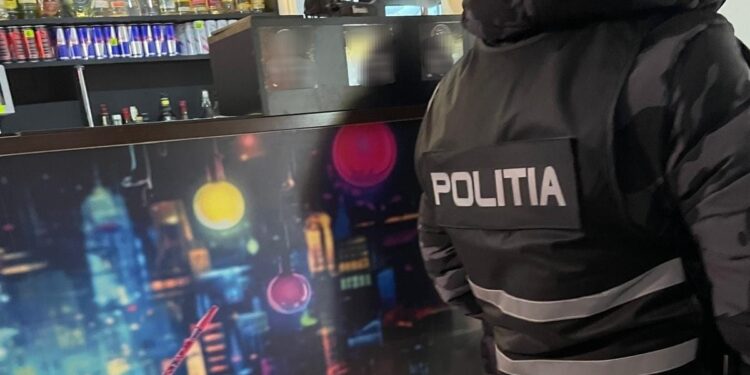 Verificări ale polițiștilor la mai multe societăți comerciale pe linia combaterii fenomenului de evaziune fiscală