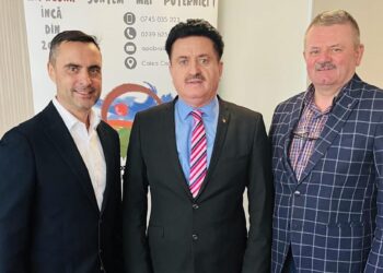 Oficiali ai MADR prezenți la aniversarea a 25 de ani de la înființarea Asociației Producătorilor Agricoli