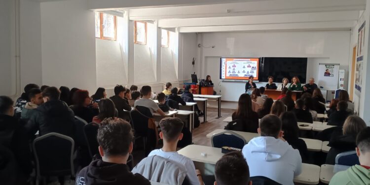 Fii avocat în școala ta!