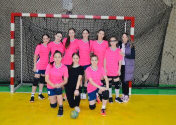 Echipa de handbal feminin, nivel gimnazial, a Colegiului Național Pedagogic “D. P. Perpessicius” Brăila este vicecampioană județeană la prima ei participare