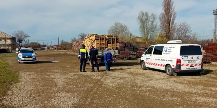 Acțiune a polițiștilor de Transporturi pentru respectarea regulilor de circulație