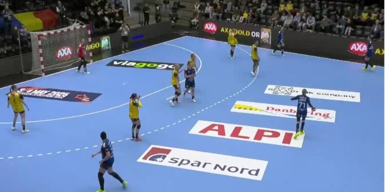 Învinsă cu 32-30 de Ikast, HC Dunărea păstrează șanse de calificare în Final 4 EHF European League