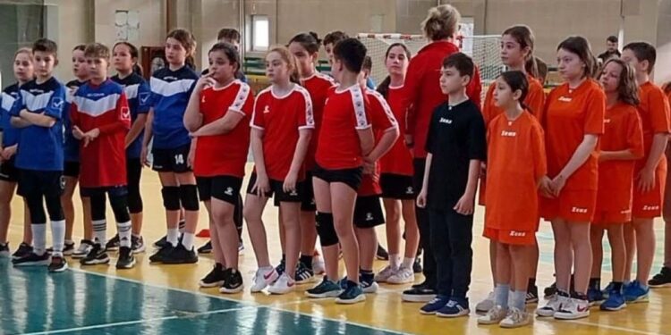 etapa județeană a competiției de Minihandbal Mixt pentru învățământul primar