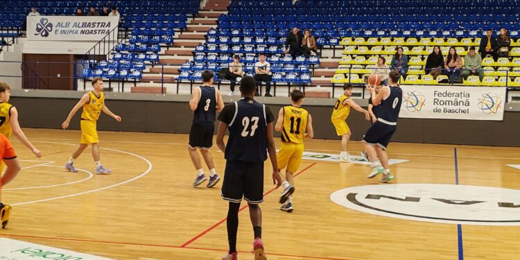 Cuza Pirates Brăila învinsă de Sport Total București după ce au condus în sfertul al doilea cu 14 puncte