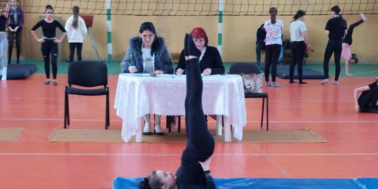 Micii campioni ai gimnasticii brăilene