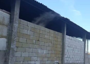 Încă două amenzi pentru operatorul economic din Smârdan, care prin incendierea unor deșeuri crea disconfort olfactiv resimțit și în municipiul Brăila