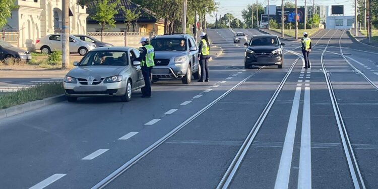 polițiștii din județul Brăila au aplicat peste 100 de sancţiuni contravenţionale
