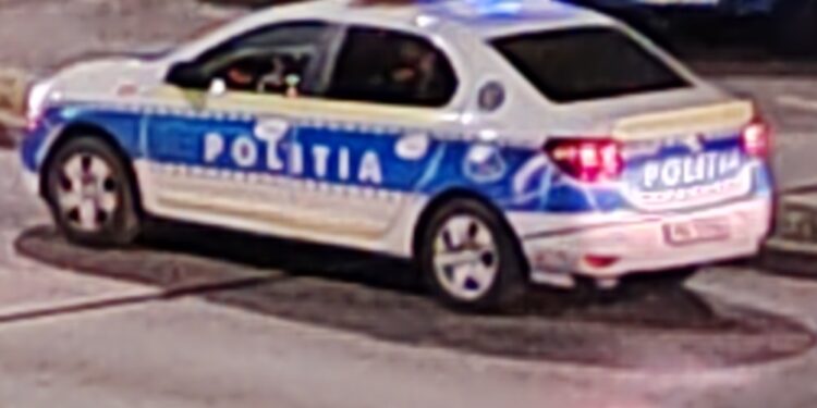 A fugit de politisti