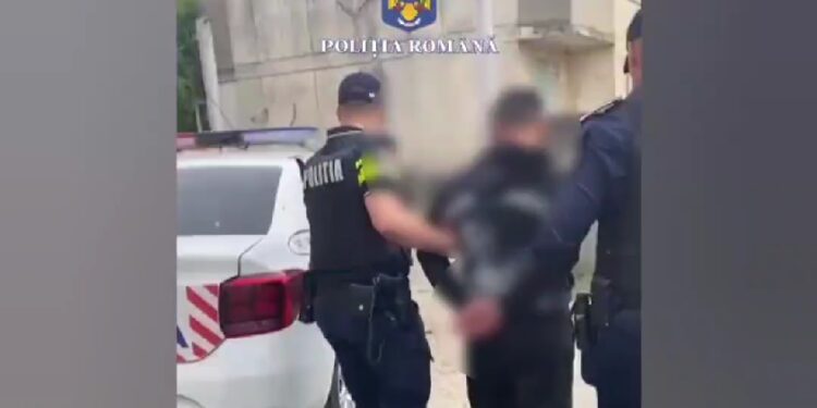 Urmărit național prins de polițiști în localitatea Esna