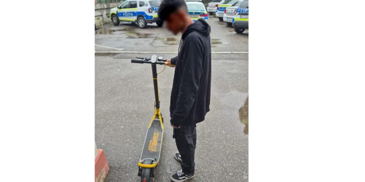 A furat o trotinetă electrică