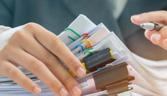 Mediul de afaceri cere eliminarea codurilor CAEN din actele constitutive