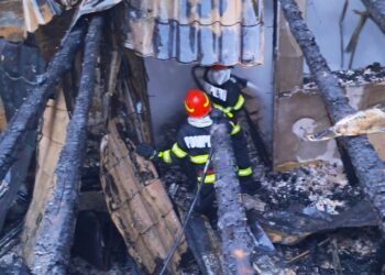 Șapte locuințe afectate de incendiul din cartierul Chercea