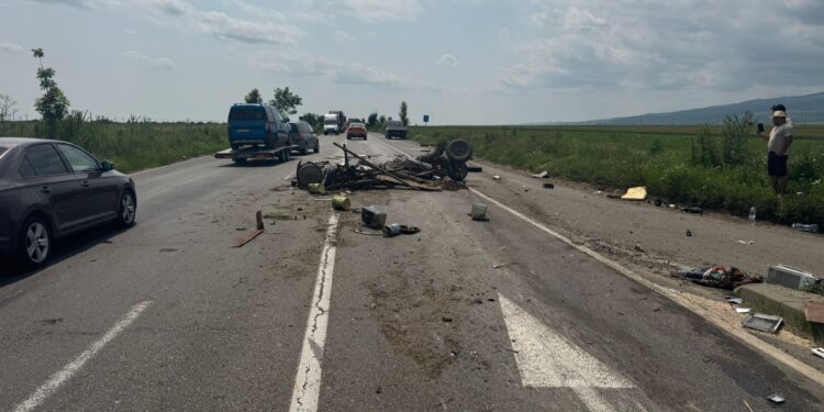 Copil de 4 ani, din Brăila, rănit într-un accident produs pe DN1B, în județul Buzău