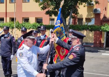 Predarea drapelului de luptă al ISU Brăila