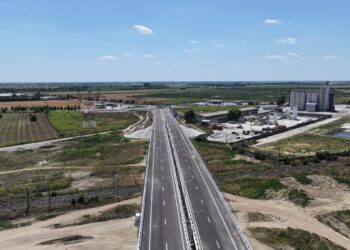 se deschide circulația pe drumurile de legătură ale Podului suspendat