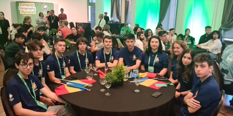 Un brăilean component al lotului de seniori al României la Olimpiada Europeană de Geografie desfășurată la Vilnius, Lituania