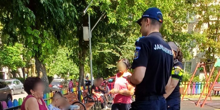 POLIȚIȘTI ALĂTURI DE PĂRINȚI