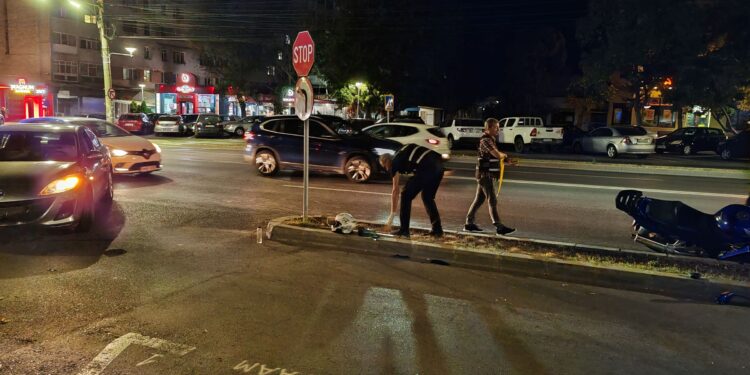 Motociclist rănit în urma unui accident pe Calea Călărașilor