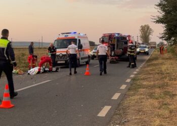 Autospecială de poliție implicată într-un accident mortal în județul Galați