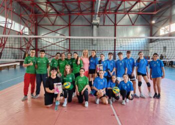 Triatlon atletic și volei mixt – copii și sport în prim-plan la #BeActive