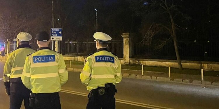 Reținut pentru lovirea sau alte violențe și violare de domiciliu