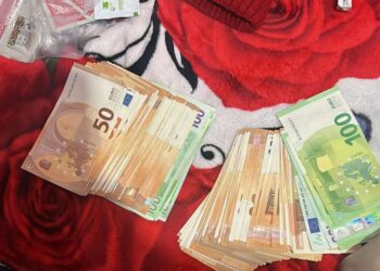 O femeie din Galați a înșelat două persoane prin metoda ”Accidentul”