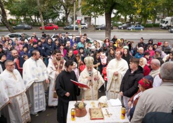 Sfinţirea bisericii brăilene „Sfinţii Trei Ierarhi“