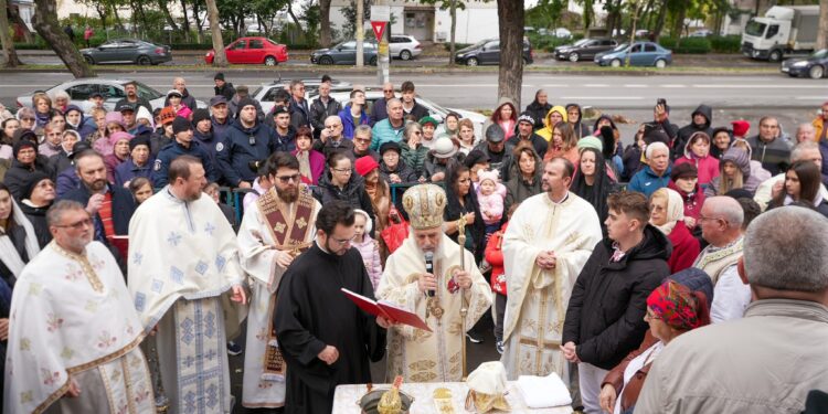 Sfinţirea bisericii brăilene „Sfinţii Trei Ierarhi“