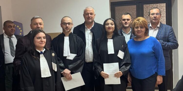 Trei avocați noi au depus jurământul la intrarea în Baroul Brăila